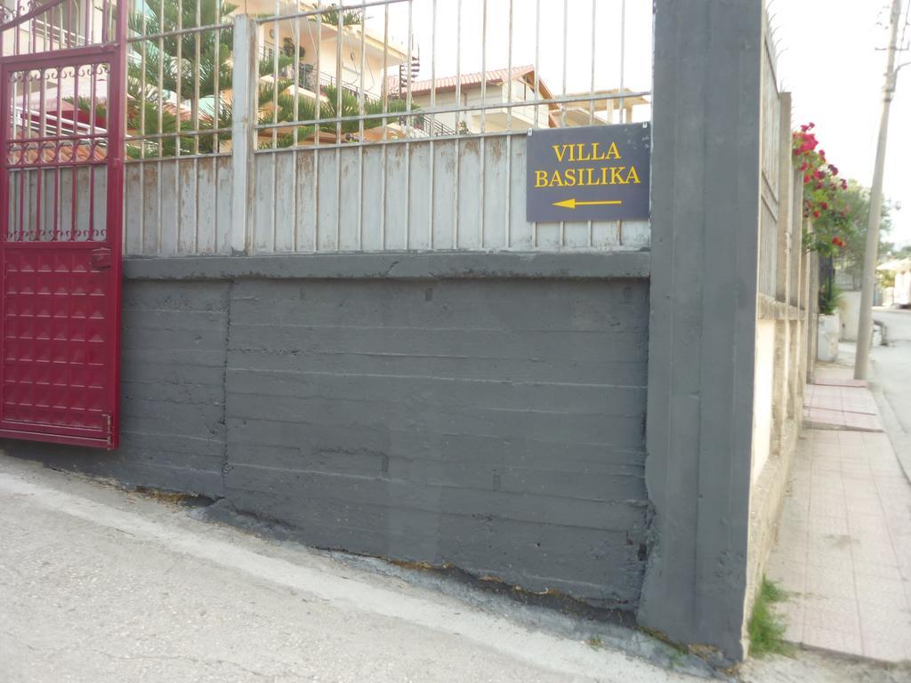 Villa Basilika Vlorë Habitación foto
