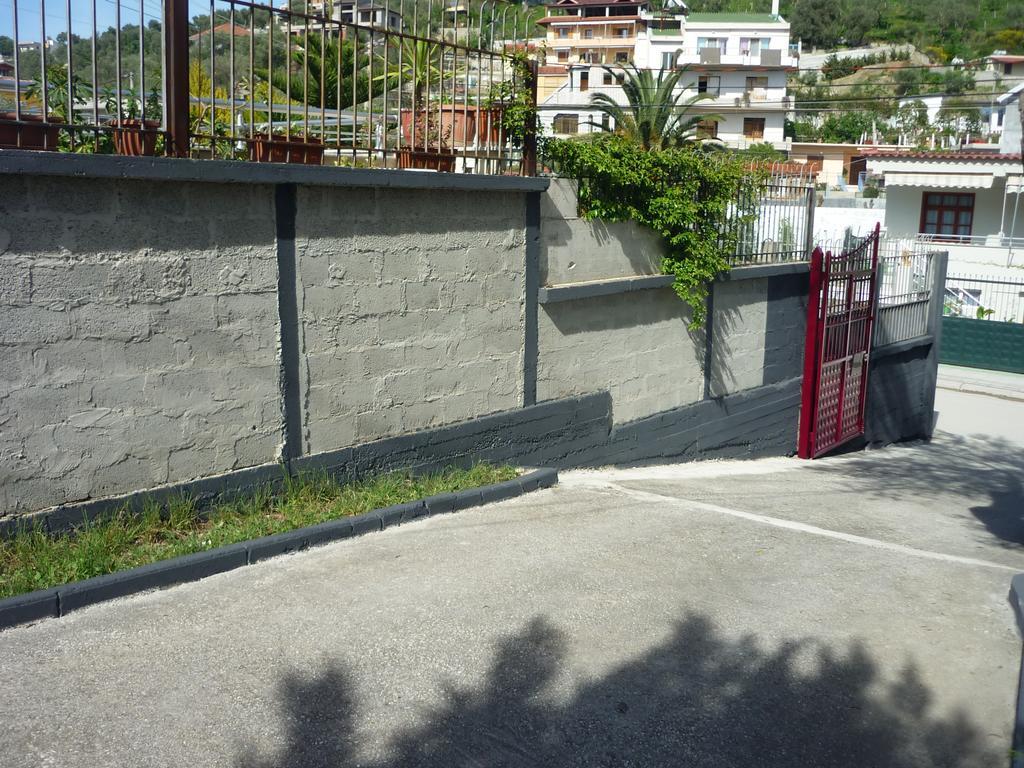 Villa Basilika Vlorë Habitación foto